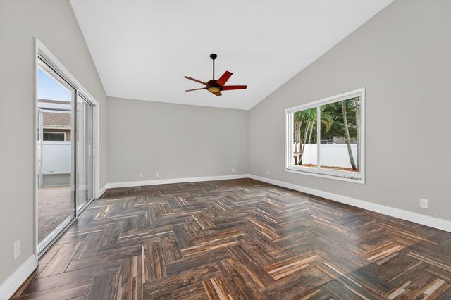 2800 SW Montego Terrace, Stuart, FL 34997