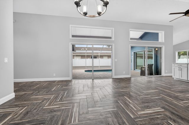 2800 SW Montego Terrace, Stuart, FL 34997