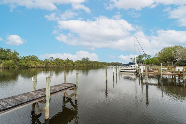 2800 SW Montego Terrace, Stuart, FL 34997