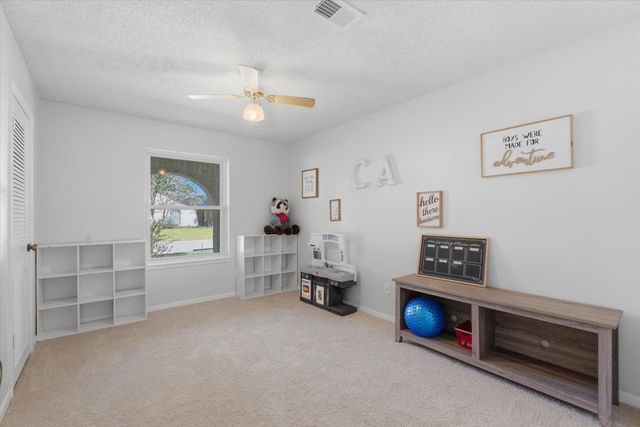 4014 Pin Oak Drive, Mont Belvieu, TX 77523