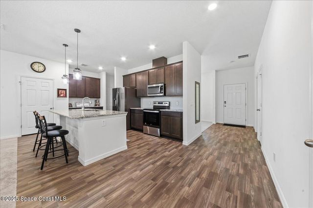 780 Consumer Street SE, Palm Bay, FL 32909