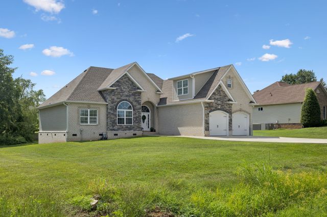 3622 Oakland Rd, Clarksville, TN 37040