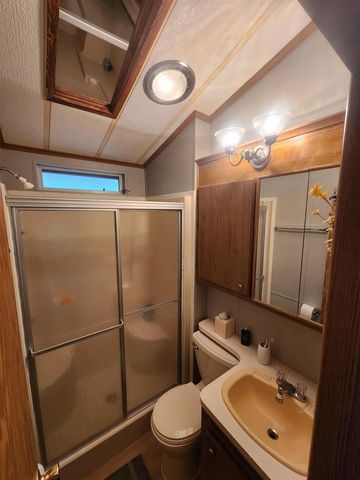 495 Sunset Circle, Edgerton, WI 53534