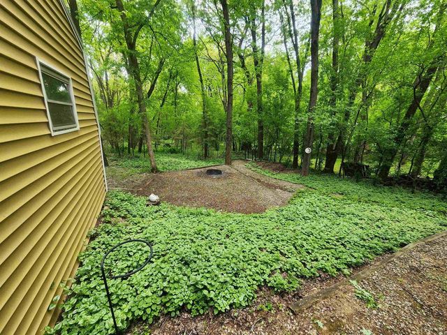 495 Sunset Circle, Edgerton, WI 53534
