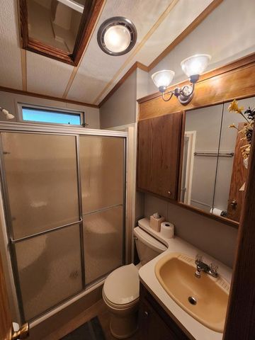 495 Sunset Circle, Edgerton, WI 53534