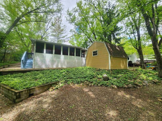 495 Sunset Circle, Edgerton, WI 53534