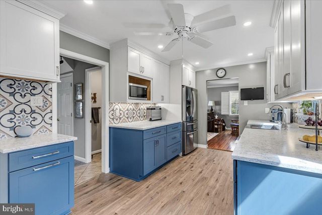 13107 PARSON LN, Fairfax, VA 22033