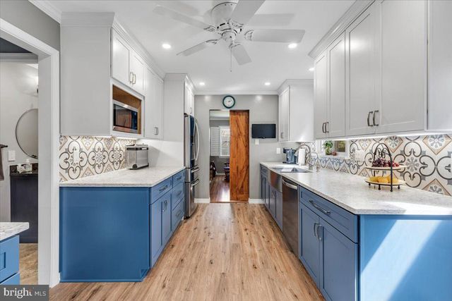 13107 PARSON LN, Fairfax, VA 22033
