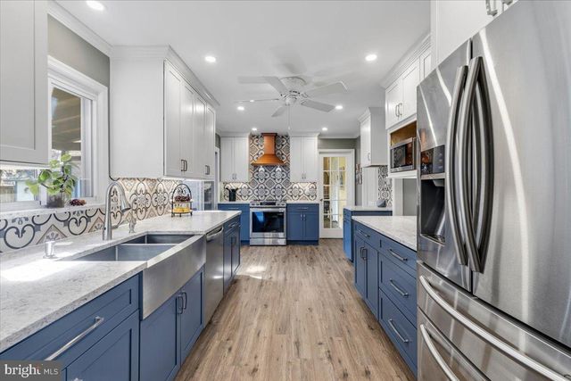 13107 PARSON LN, Fairfax, VA 22033