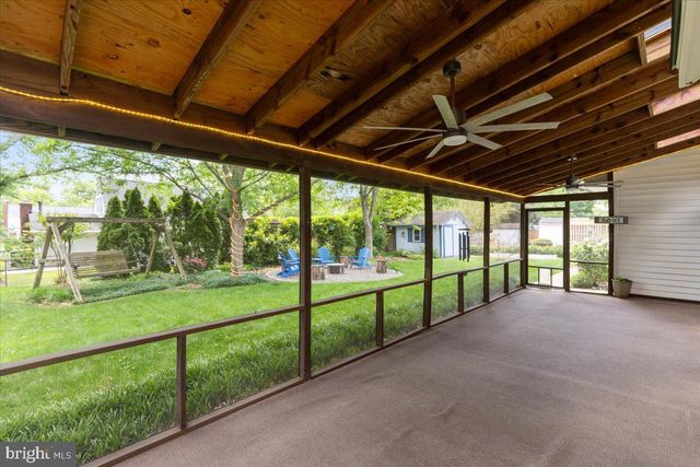 13107 PARSON LN, Fairfax, VA 22033