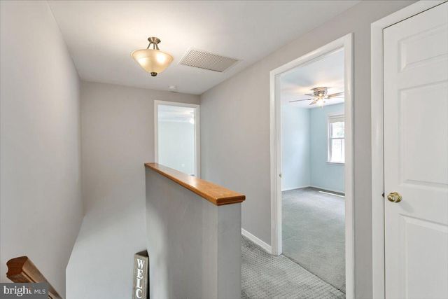 13107 PARSON LN, Fairfax, VA 22033