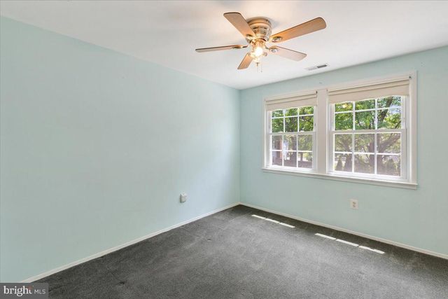 13107 PARSON LN, Fairfax, VA 22033