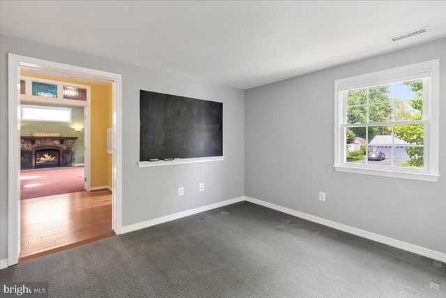 13107 PARSON LN, Fairfax, VA 22033