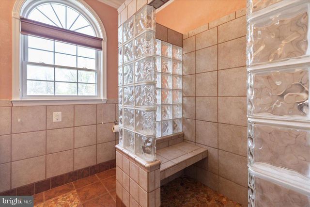 13107 PARSON LN, Fairfax, VA 22033