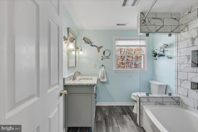 13107 PARSON LN, Fairfax, VA 22033