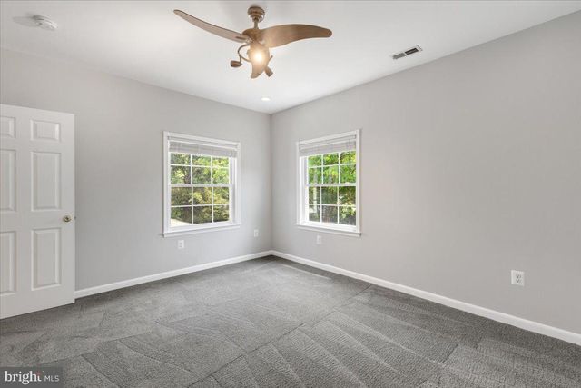 13107 PARSON LN, Fairfax, VA 22033