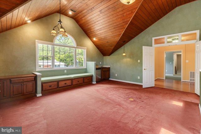 13107 PARSON LN, Fairfax, VA 22033