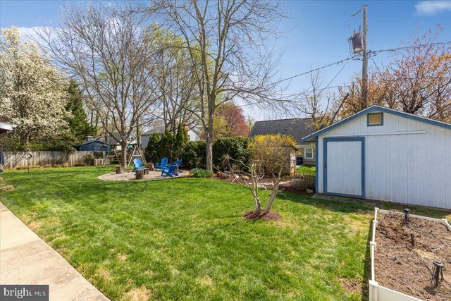 13107 PARSON LN, Fairfax, VA 22033