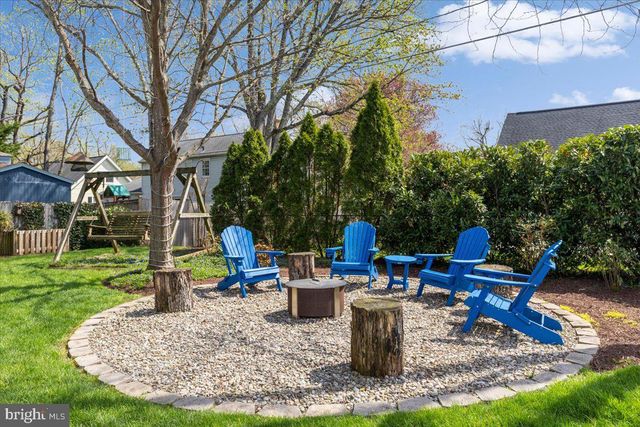 13107 PARSON LN, Fairfax, VA 22033