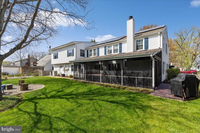 13107 PARSON LN, Fairfax, VA 22033