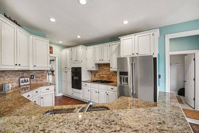 1695 Grandview Drive, Hebron, KY 41048