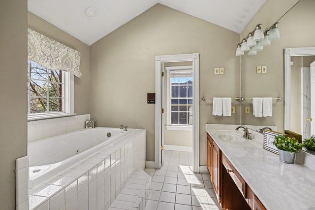 1695 Grandview Drive, Hebron, KY 41048