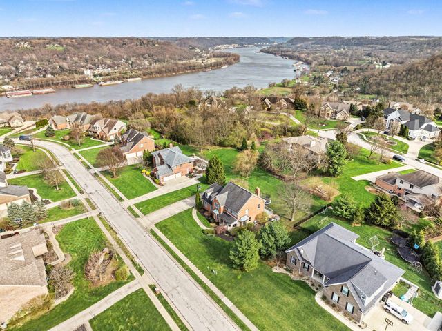 1695 Grandview Drive, Hebron, KY 41048