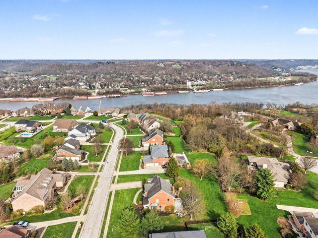 1695 Grandview Drive, Hebron, KY 41048