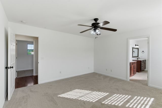 738 Sycamore Dr, Springfield, TN 37172