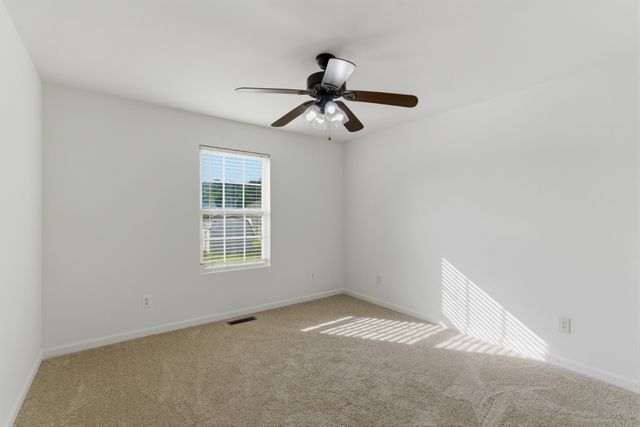 738 Sycamore Dr, Springfield, TN 37172