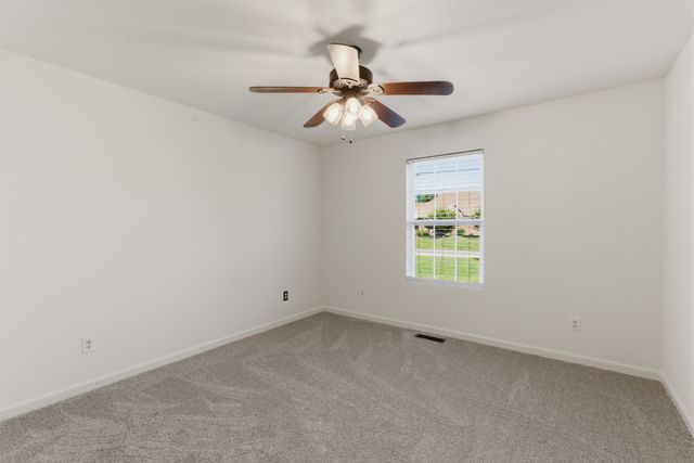 738 Sycamore Dr, Springfield, TN 37172