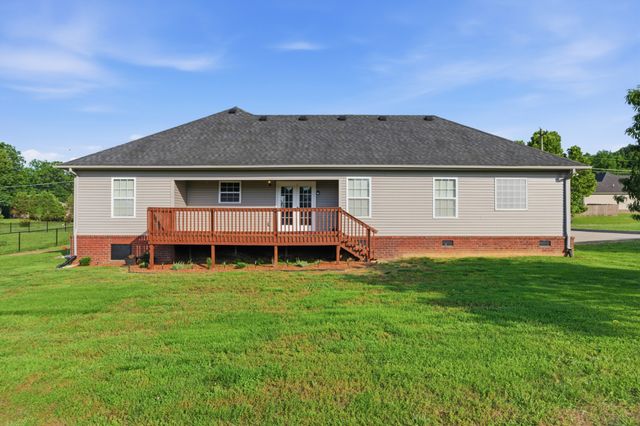 738 Sycamore Dr, Springfield, TN 37172