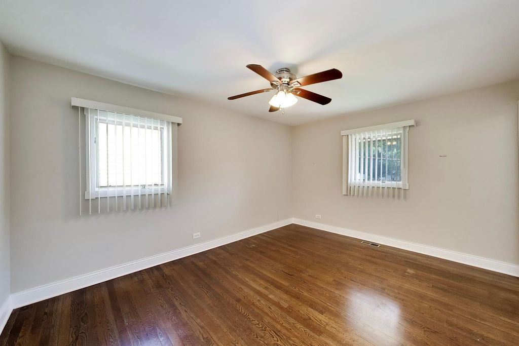 655 Thornwood Drive, Buffalo Grove, IL 60089 — photo 4