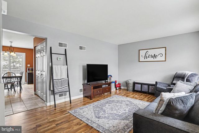 168 FOXCHASE DR, Elizabethtown, PA 17022