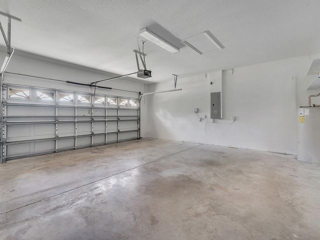 18022 MAUI ISLE DRIVE, Tampa, FL 33647