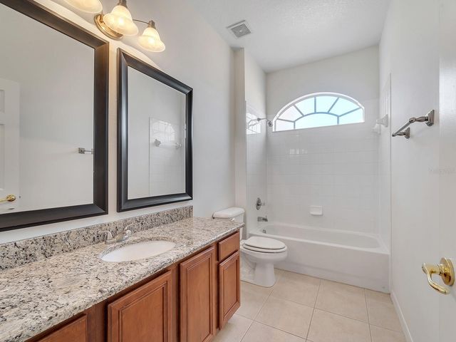 18022 MAUI ISLE DRIVE, Tampa, FL 33647