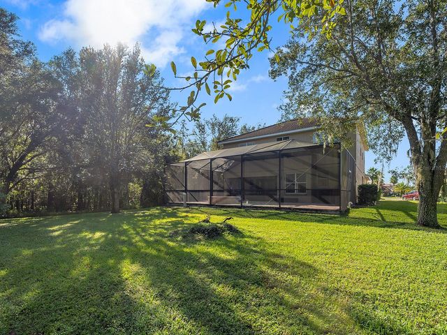 18022 MAUI ISLE DRIVE, Tampa, FL 33647