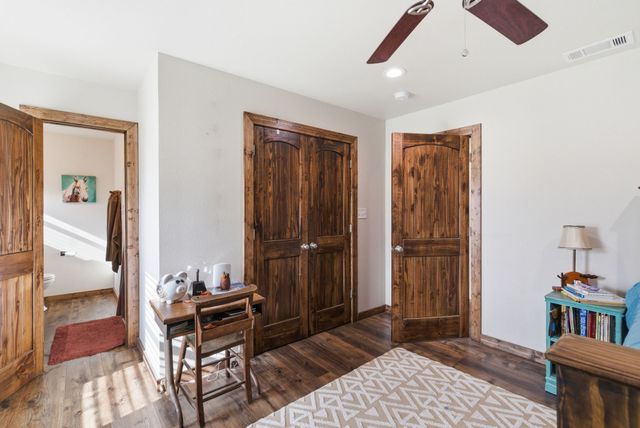 187 County Road 4195, Decatur, TX 76234