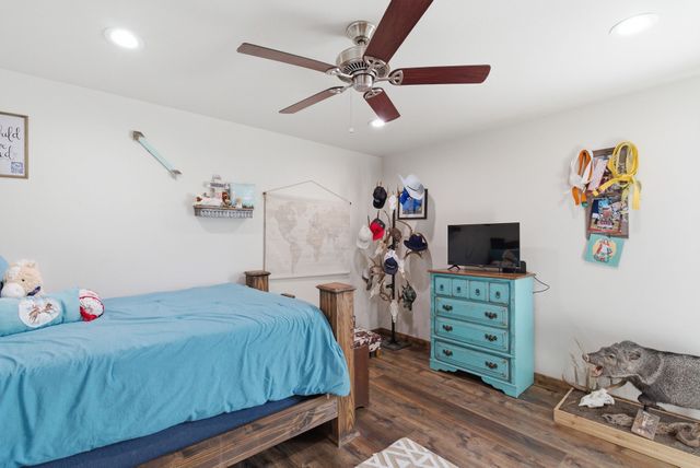 187 County Road 4195, Decatur, TX 76234