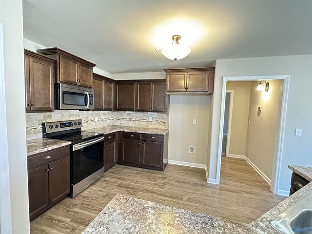 109 Lois Mance Lane, New Market, AL 35761