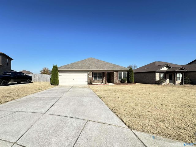 109 Lois Mance Lane, New Market, AL 35761