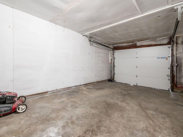 3388 Hilliard Rome Road, Hilliard, OH 43026