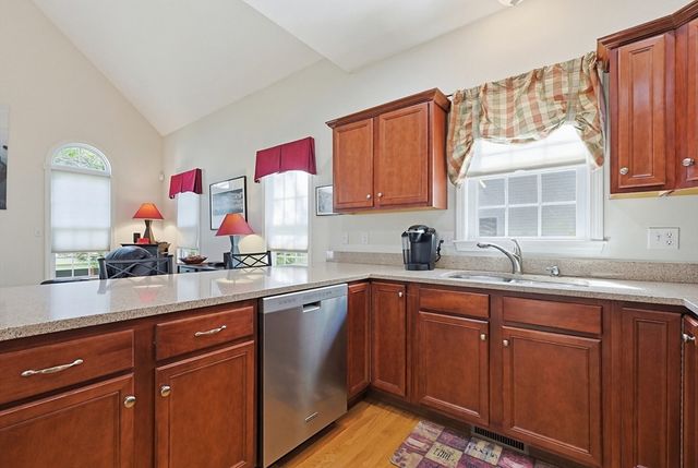 4 Daisy Lane 4, Raynham, MA 02767