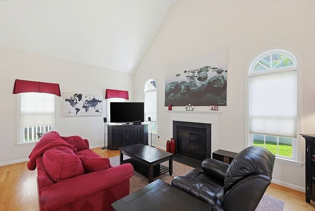 4 Daisy Lane 4, Raynham, MA 02767