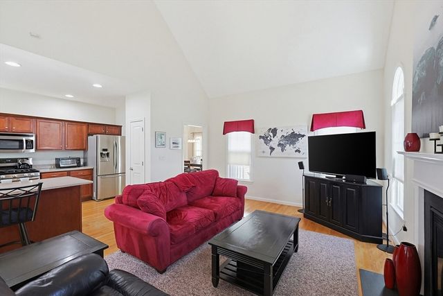 4 Daisy Lane 4, Raynham, MA 02767