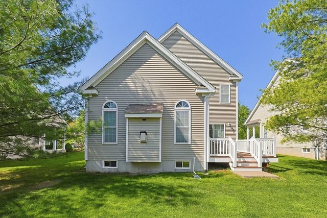 4 Daisy Lane 4, Raynham, MA 02767
