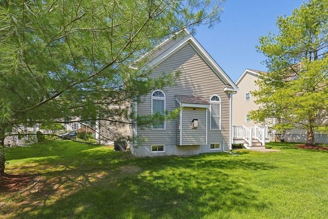 4 Daisy Lane 4, Raynham, MA 02767