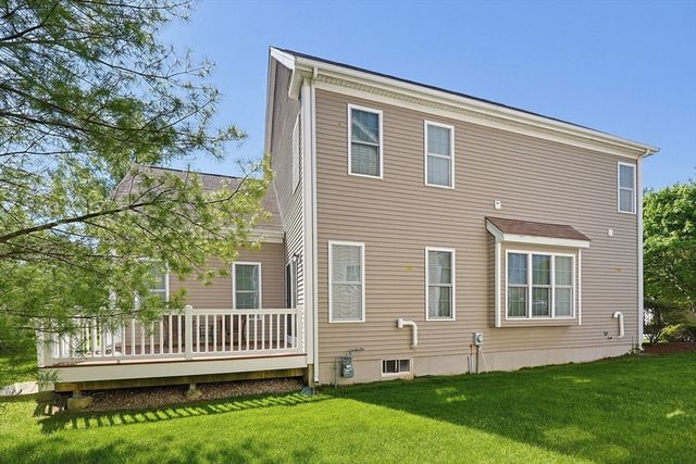 4 Daisy Lane 4, Raynham, MA 02767