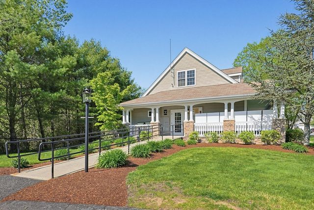 4 Daisy Lane 4, Raynham, MA 02767