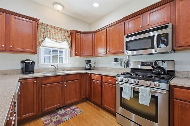4 Daisy Lane 4, Raynham, MA 02767